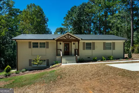 635 Lakewood Dr, Lagrange, GA 30240