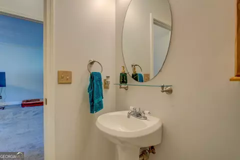 Bath - 115 Lakeside Trl, Covington, GA 30016 photo 1 of 6