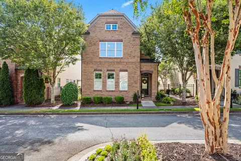 7845 Crownpoint Dr, Alpharetta, GA 30005