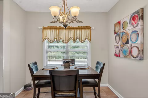 Dining - 139 Cedar Ridge Dr, Lagrange, GA 30241 photo 2 of 2