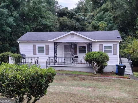 5644 Peggy Dr, Columbus, GA 31907