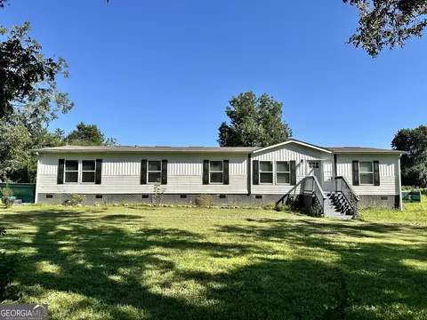 4003 Oxford Ln, Blackshear, GA 31516