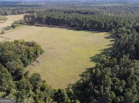1 Hawhammock Church Rd, Swainsboro, GA 30401