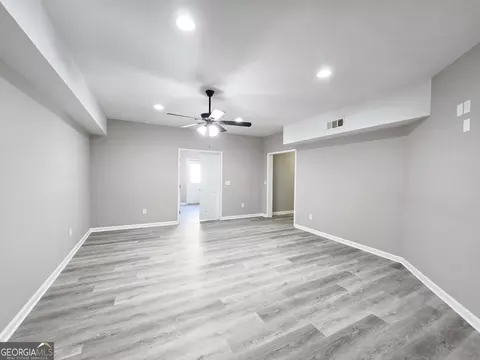Living - 75 Heritage Keep, Covington, GA 30016 photo 6 of 7
