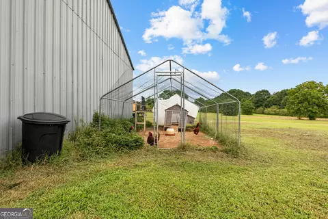 Exterior - 431 Rawls Rd, Williamson, GA 30292 photo 8 of 8