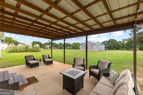 Exterior - 431 Rawls Rd, Williamson, GA 30292 photo 3 of 8