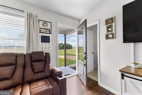 Entry Way - 431 Rawls Rd, Williamson, GA 30292 photo 1 of 4