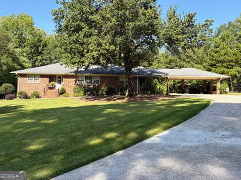 6441 Rose Cir, Douglasville, GA 30134