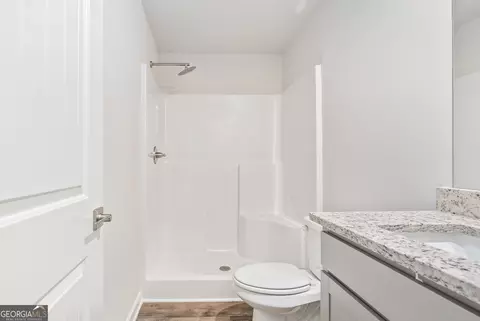 Bath - 128 Shenandoah Ln #A67, Lagrange, GA 30241 photo 3 of 4
