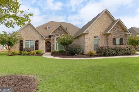 217 Broughton St, Warner Robins, GA 31088