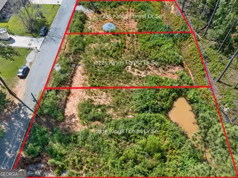 2215 Kings Forest Dr SE, Conyers, GA 30013