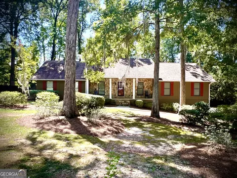 112 White Oak Cir, Dublin, GA 31021