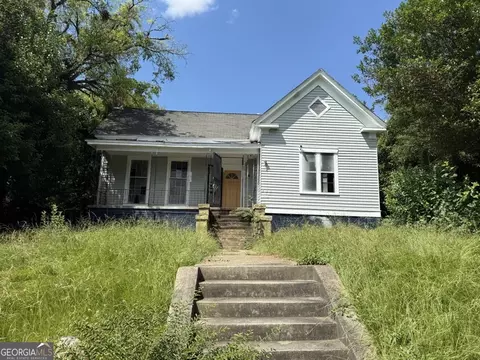 532 Woolfolk St, Macon, GA 31217