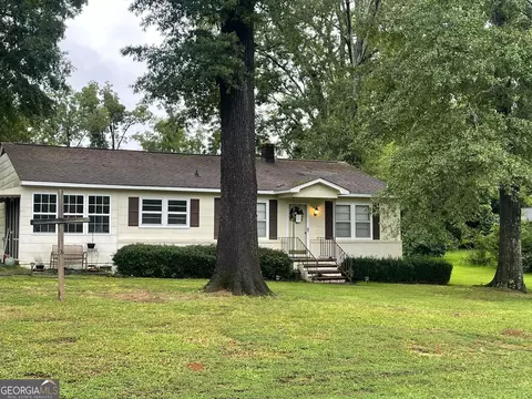 325 Water St, Washington, GA 30673