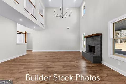 Living - 2620 Williamson Rd, Williamson, GA 30292 photo 6 of 6