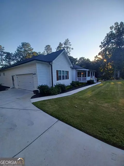 2684 W Harvest Dr SE, Conyers, GA 30013