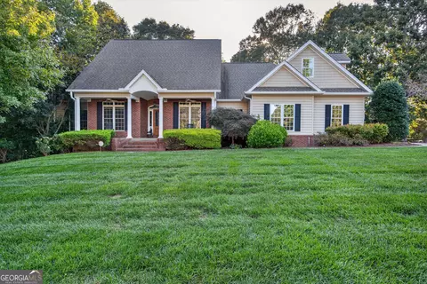 4705 Rivers Edge Dr, Gainesville, GA 30506