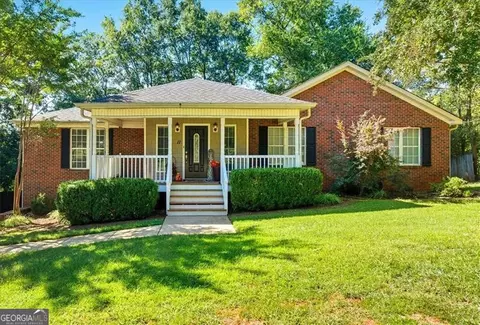 11 Chestnut St, Cartersville, GA 30120
