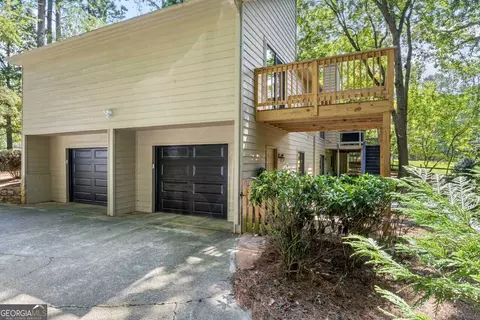 5221 W Jones Bridge Rd, Peachtree Corners, GA 30092