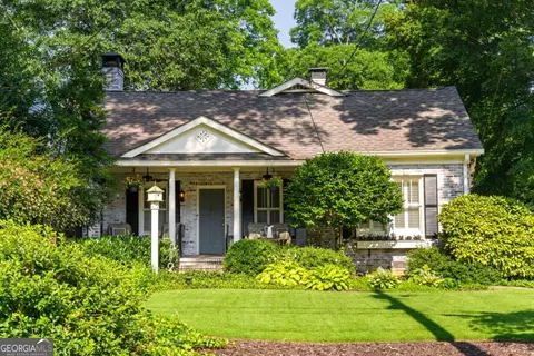 96 Mcdonald St SW, Marietta, GA 30064