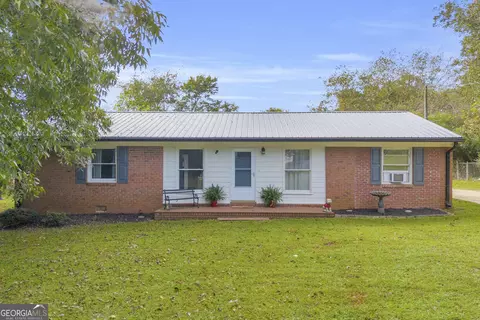 210 Nora Moss Ln, Carnesville, GA 30521