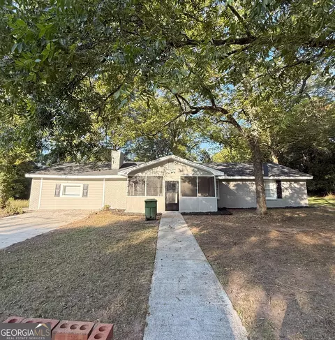 516 Harris St, Monroe, GA 30655