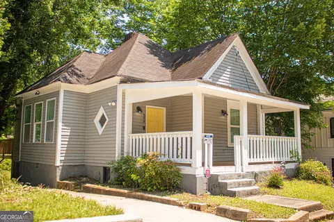 399 James P Brawley Dr, Atlanta, GA 30318