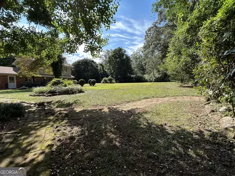 Exterior - 609 Cherokee Rd, Lagrange, GA 30240 photo 14 of 25