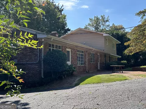 Exterior - 609 Cherokee Rd, Lagrange, GA 30240 photo 6 of 25