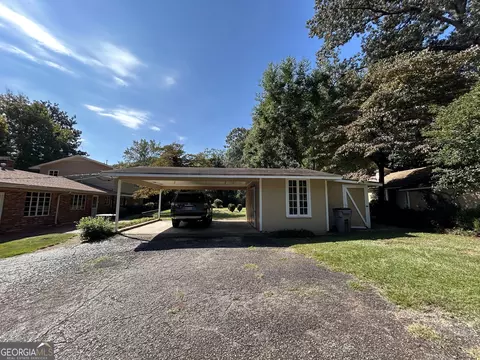 Exterior - 609 Cherokee Rd, Lagrange, GA 30240 photo 9 of 25