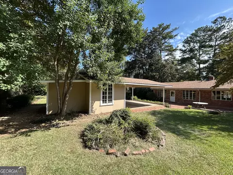 Exterior - 609 Cherokee Rd, Lagrange, GA 30240 photo 24 of 25