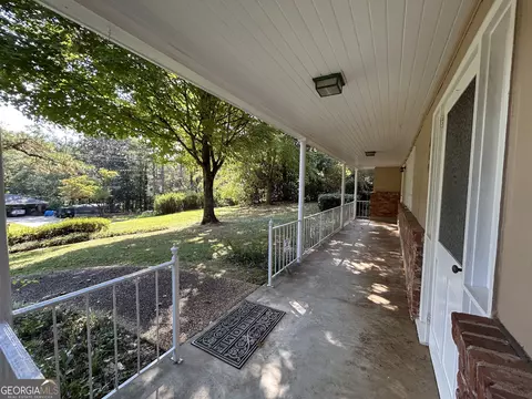 Exterior - 609 Cherokee Rd, Lagrange, GA 30240 photo 4 of 25