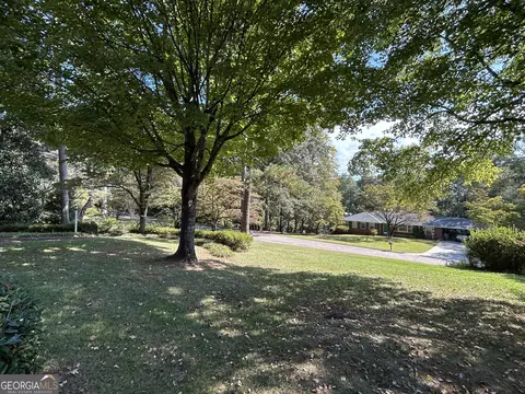 Exterior - 609 Cherokee Rd, Lagrange, GA 30240 photo 5 of 25