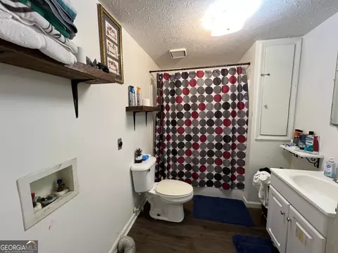 Bath - 4 New St, Lagrange, GA 30241 photo 1 of 1