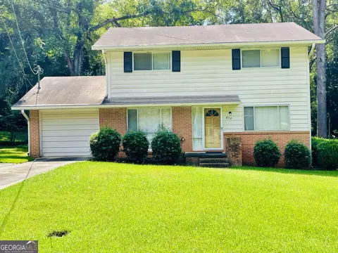 859 Forest Lake Dr S, Macon, GA 31210