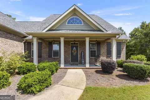 111 River Forest Dr, Forsyth, GA 31029 photo 2