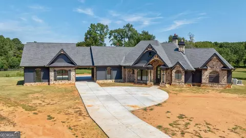 1560 Beaver Dam Rd, Madison, GA 30650