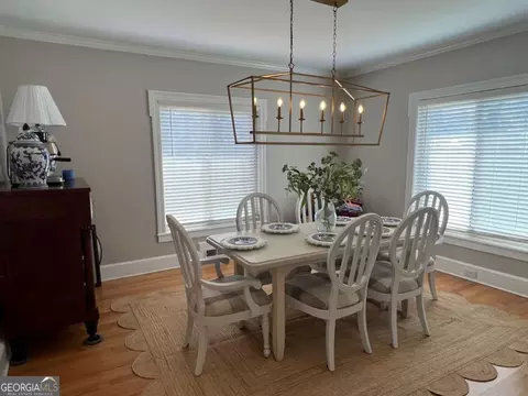 Dining - 128 E Leo Trapnell Ave, Lyons, GA 30436 photo 2 of 3