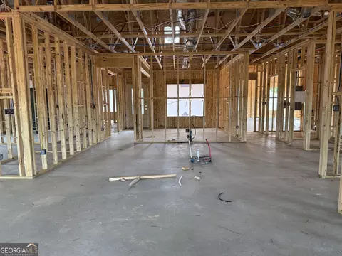 Entry Way - 2630 Williamson Rd, Williamson, GA 30292 photo 4 of 8