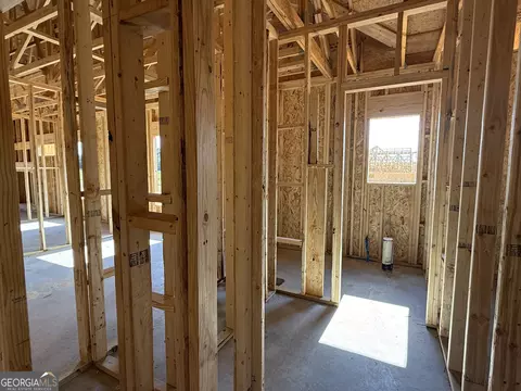 Entry Way - 2630 Williamson Rd, Williamson, GA 30292 photo 3 of 8