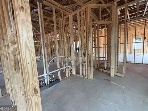 Entry Way - 2630 Williamson Rd, Williamson, GA 30292 photo 5 of 8