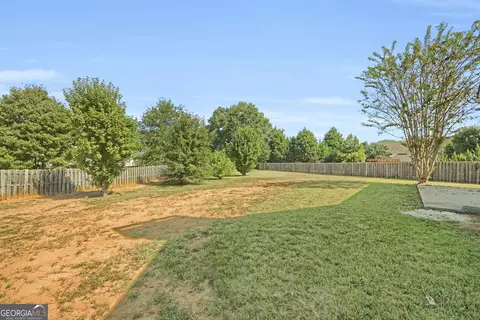 Exterior - 1566 Rolling Meadows Dr, Mcdonough, GA 30253 photo 3 of 4