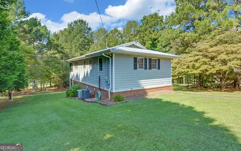 Exterior - 88 Currahee Pl, Toccoa, GA 30577 photo 13 of 16