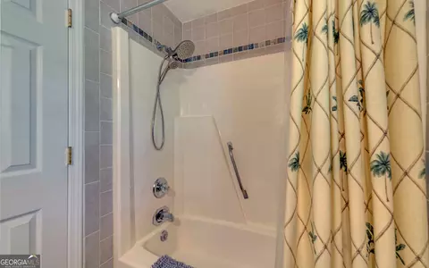Bath - 88 Currahee Pl, Toccoa, GA 30577 photo 3 of 5