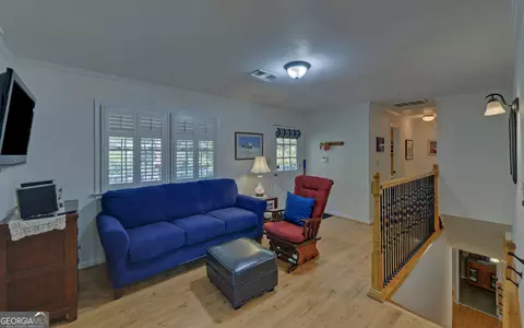 Living - 88 Currahee Pl, Toccoa, GA 30577 photo 1 of 2