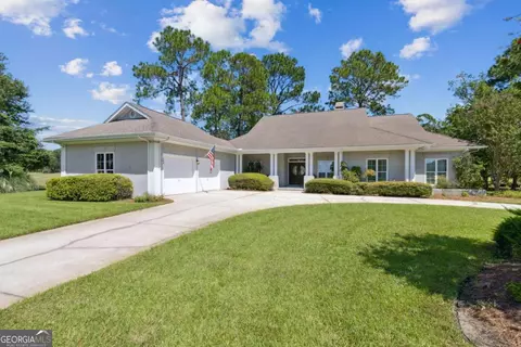 564 Cardinal Cir E, Saint Marys, GA 31558