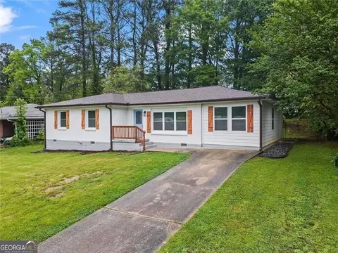 2478 Graywall St, East Point, GA 30344