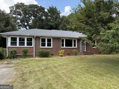 Exterior - 965 Nelson St, Jackson, GA 30233 photo 5 of 6