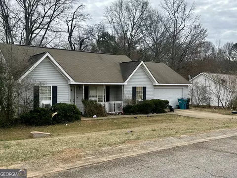 147 Princess Ct, Jackson, GA 30233