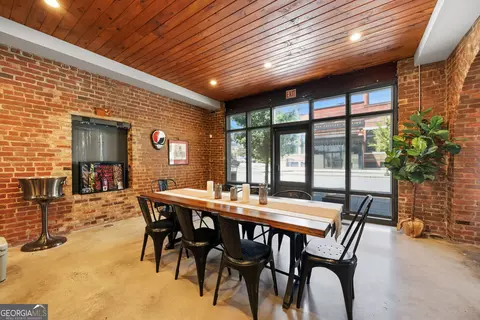 Dining - 534 2nd St, Macon, GA 31201 photo 3 of 3